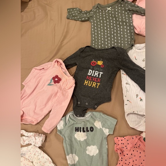 Carter's & others Colorful Bodysuit Bundle of 23. 3, mostly 3-6, 6, 9 month. - Picture 6 of 7